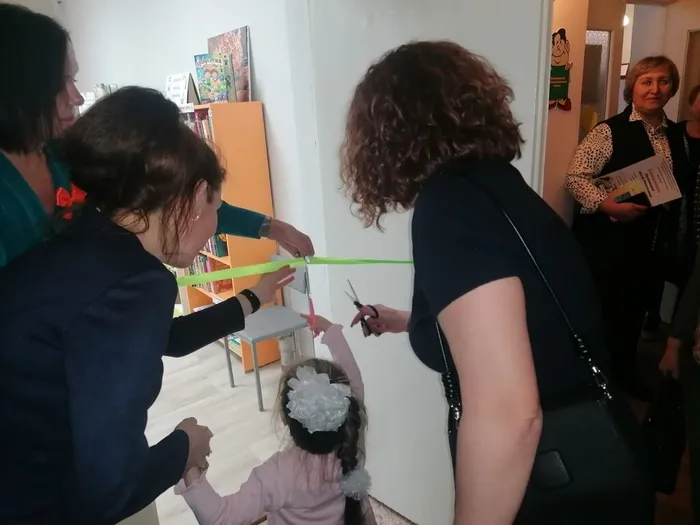 День рождения БИБЛИОТЕКИ ДЛЯ ДЕТЕЙ И МОЛОДЕЖИ с мандариновым настроением