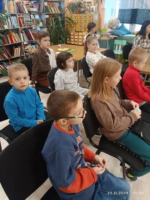 "День матери" в Библиотеке семейного чтения посёлка Калья.