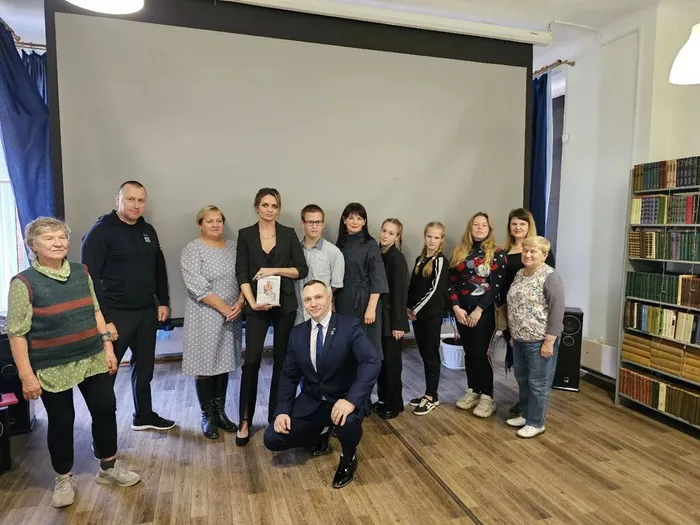 Встреча с поэтом Геннадием Пепловым и художницей Юлией Степаненко