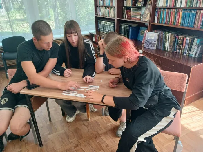 Профилактическая игра - викторина "Поговорим о безопасности" в Библиотеке п. Черемухово