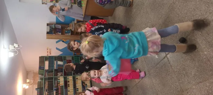 Литературный час «В гости к Снегурочке»