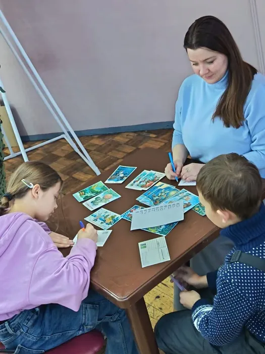 Нашим защитникам – тепло и улыбки...