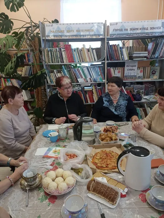 Киновечер «Большая перемена. Образ учителя в кино». Акция «Ночь искусств» с Библиотекой семейного чтения п. Калья