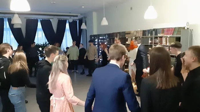 Тематический вечер «Балы в России на подмостках истории»