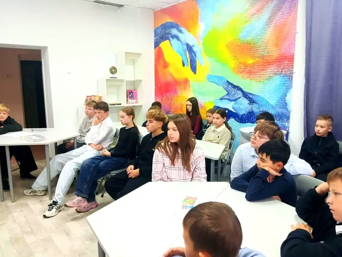 ​ «Модно быть здоровым»: в Библиотеке для детей и молодежи поговорили о питании, сне и вреде фастфуда  ​