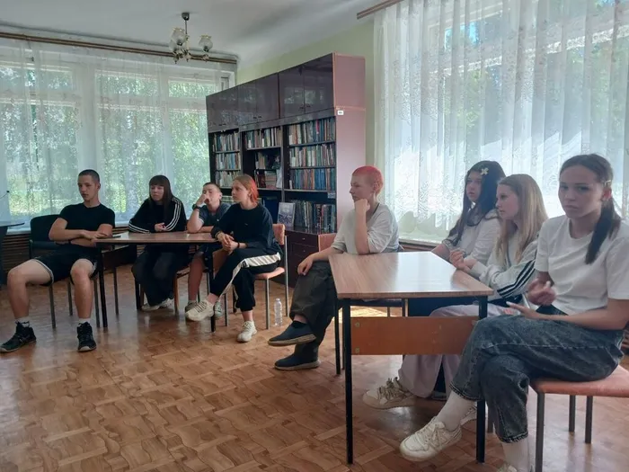 Профилактическая игра - викторина "Поговорим о безопасности" в Библиотеке п. Черемухово