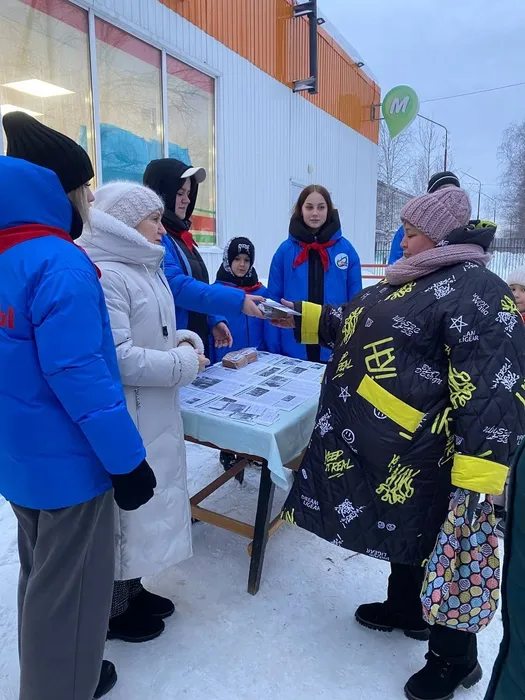 Патриотический час «Блокадной вечности страницы» в библиотеке п. Черемухово