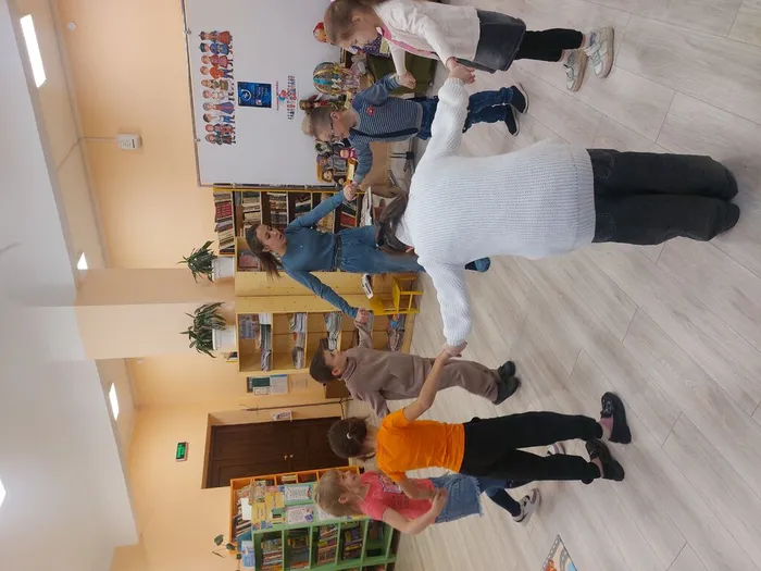 Акция "Ночь искусств" в библиотеке семейного чтения посёлка Калья.