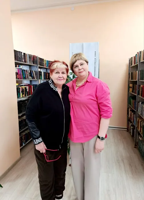 Творческая встреча с поэтом Еленой Диметрой  «Я могла об этом только мечтать!!!» в Библиотеке семейного чтения п.Калья