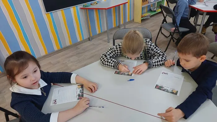 Литературный час «Он живет в Великом Устюге - Всероссийский Дед Мороз» в Библиотеке для Детей и Молодежи