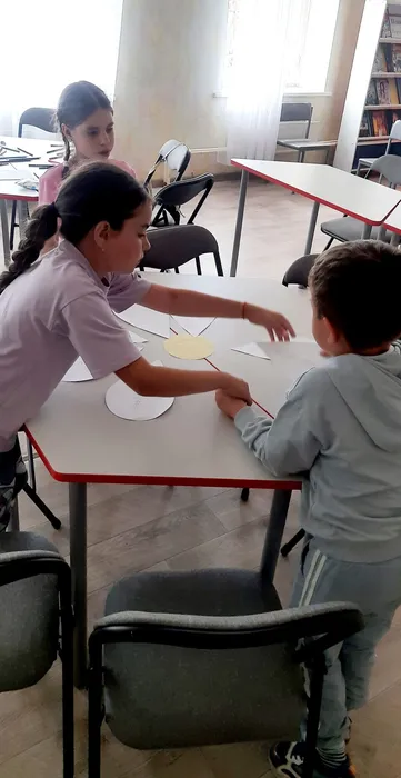 Квест - игра «Ромашка счастья» в Библиотеке для детей и молодежи