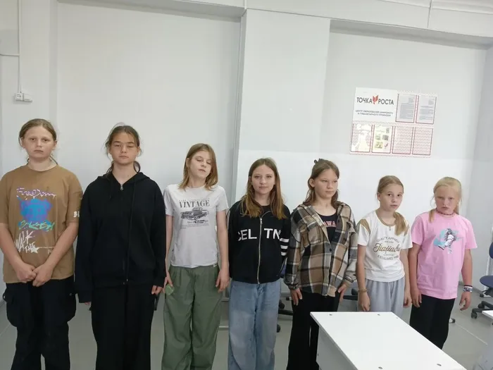 кто с кем дружит 2 девочки