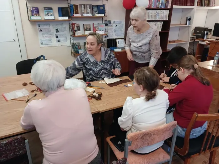 Чебурашковая мастерская открылась в Библиотеке п. Черемухово!