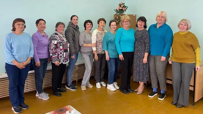 Вечер хорошего настроения "Возраст элегантный - он экстравагантный"