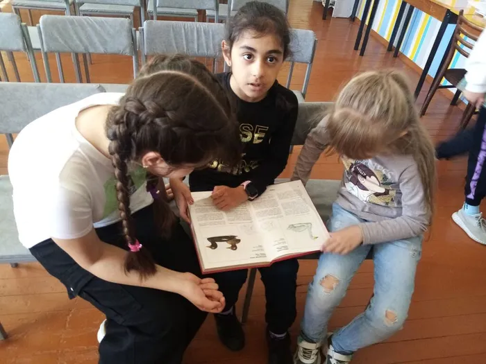 Экологический час «Открывая Красную книгу» в библиотеке для детей и молодежи