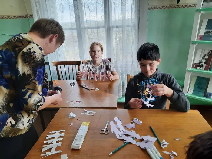 Исторический час «В единстве с Россией» в Библиотеке п. Сосьва