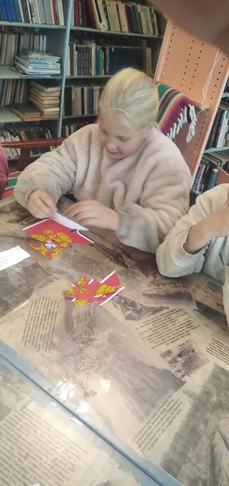 Игра-викторина "В единстве наша сила" в Библиотеке с. Всеволодо-Благодатское