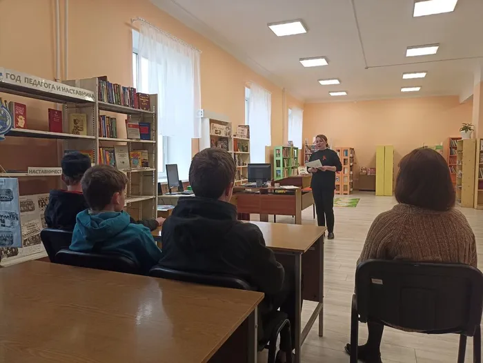 Акция «Читаем детям о войне» прошла в Библиотеке семейного чтения п. Калья