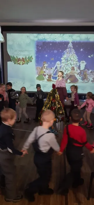 Интерактивное мероприятие «Раз, два, три - Ёлочка гори!»