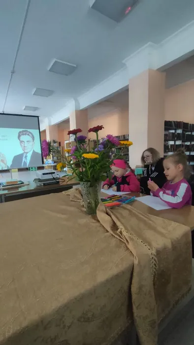 Культурно - развлекательная программа  «День семейного общения» в Библиотеке п. Калья