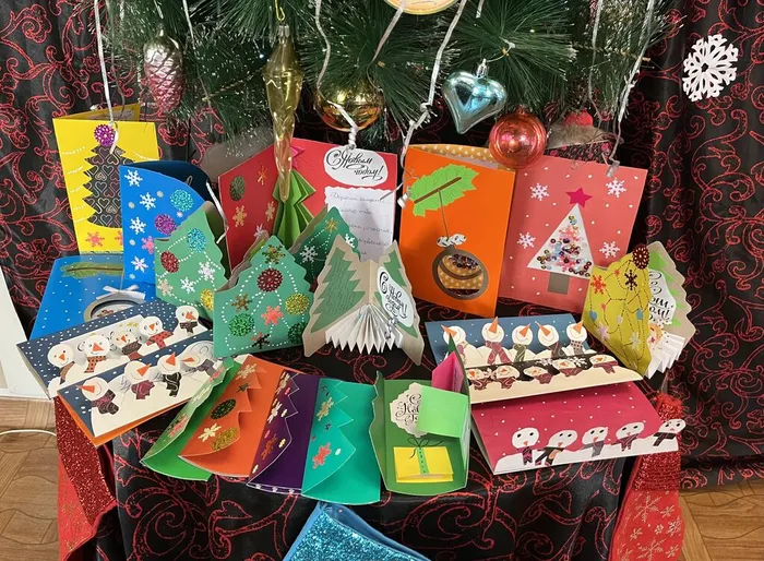 Мастер-класс "Новогодняя открытка воину" в библиотеке поселка Черемухово