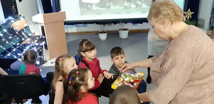 «История ёлочных игрушек»