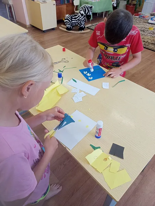 дети и открытки